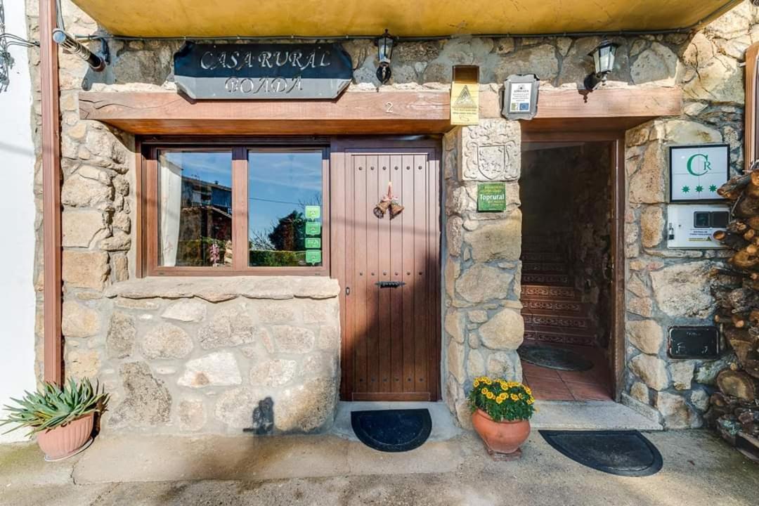 Apartamentos & Casa Rural Boada Con Jardin Interior Y Barbacoa Villamiel Luaran gambar