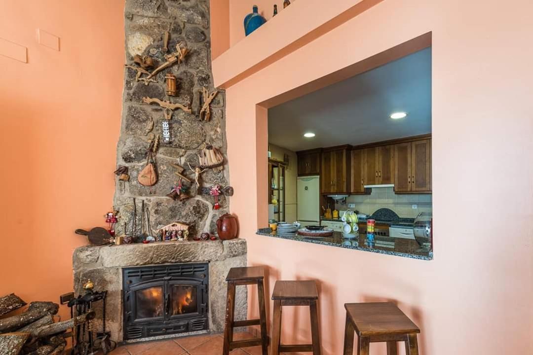 Apartamentos & Casa Rural Boada Con Jardin Interior Y Barbacoa Villamiel Luaran gambar