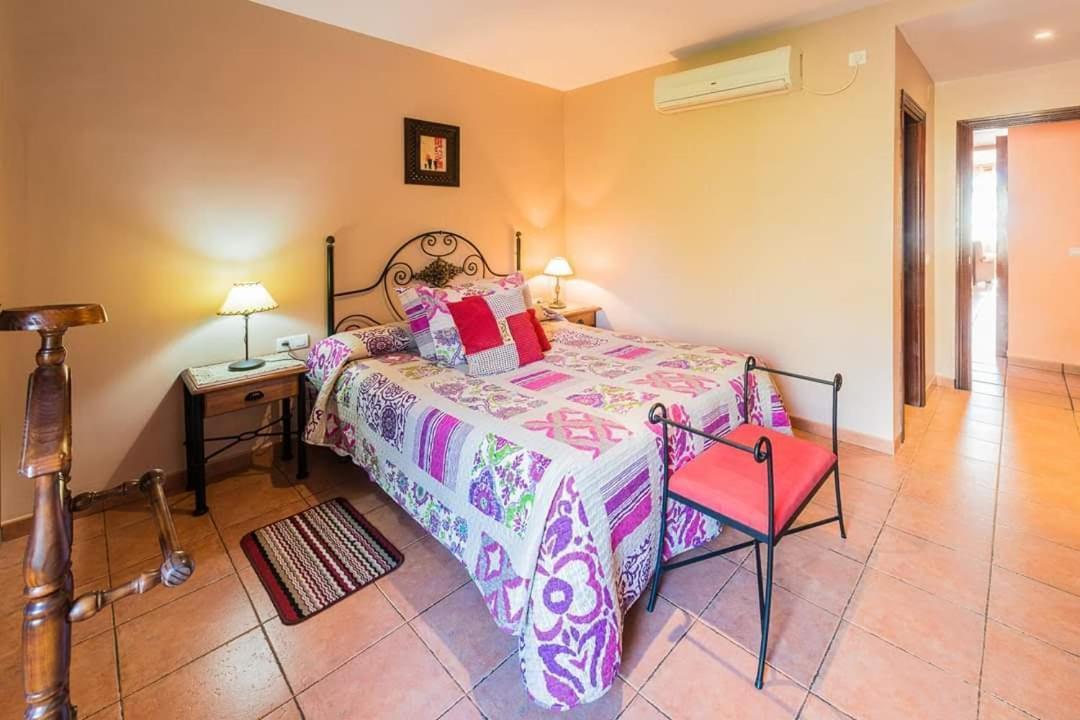 Apartamentos & Casa Rural Boada Con Jardin Interior Y Barbacoa Villamiel Luaran gambar